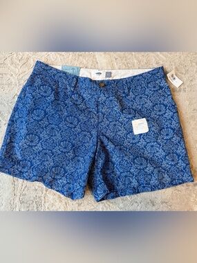 NWT Old Navy Blue white coral sea life Patterned Women's 5” Shorts- 4
